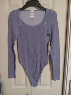 No Boundaries Long-Sleeve Scoop Neck Bodysuit - Lavender
